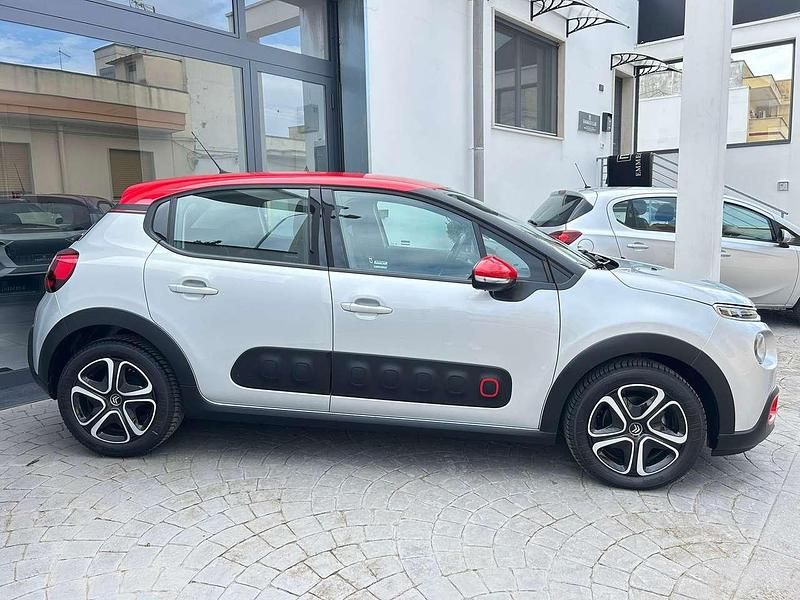 Usata Citroën C3 Shine 75 CV (55 kW) 2017 Argento Berlina