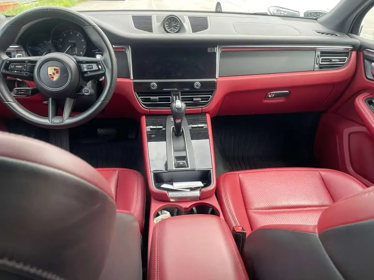 Usata Porsche Macan 265 CV (194 kW) 2022 Grigio SUV