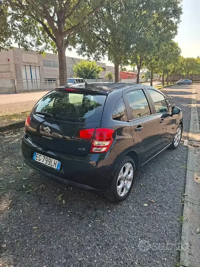 Usata Citroën C3 Exclusive 60 CV (44 kW) 2011 Nero Berlina