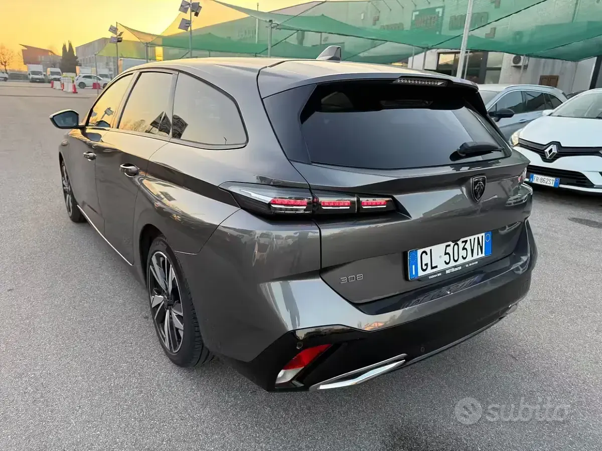 Usata Peugeot 308 Allure 131 CV (96 kW) 2022 Grigio Station wagon