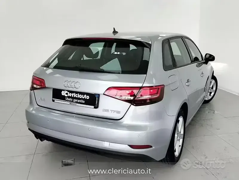 Usata Audi A3 Business 150 CV (110 kW) 2019 Grigio Berlina