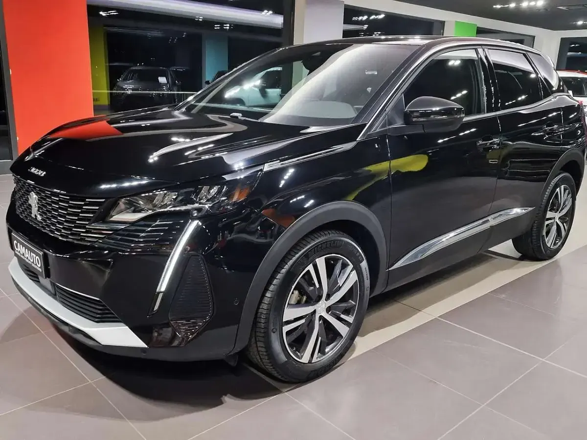 Usata Peugeot 3008 Allure 131 CV (96 kW) 2023 Other SUV