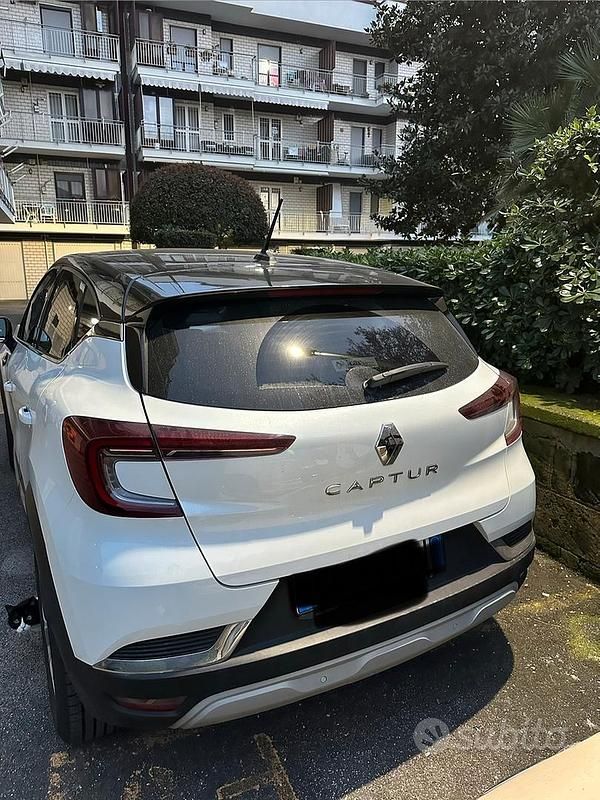 Usata Renault Captur Intens 101 CV (74 kW) 2021 Bianco SUV