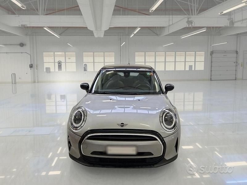 Usata Mini Cooper Classic 136 CV (100 kW) 2023 Grigio Utilitaria