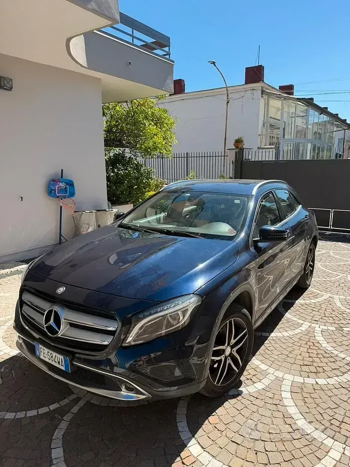 Usata Mercedes GLA200 136 CV (100 kW) 2016 SUV