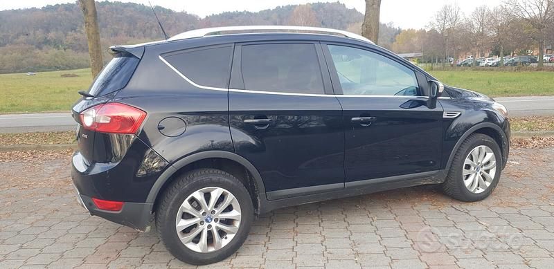 Usata Ford Kuga Titanium 136 CV (100 kW) 2009 Nero SUV