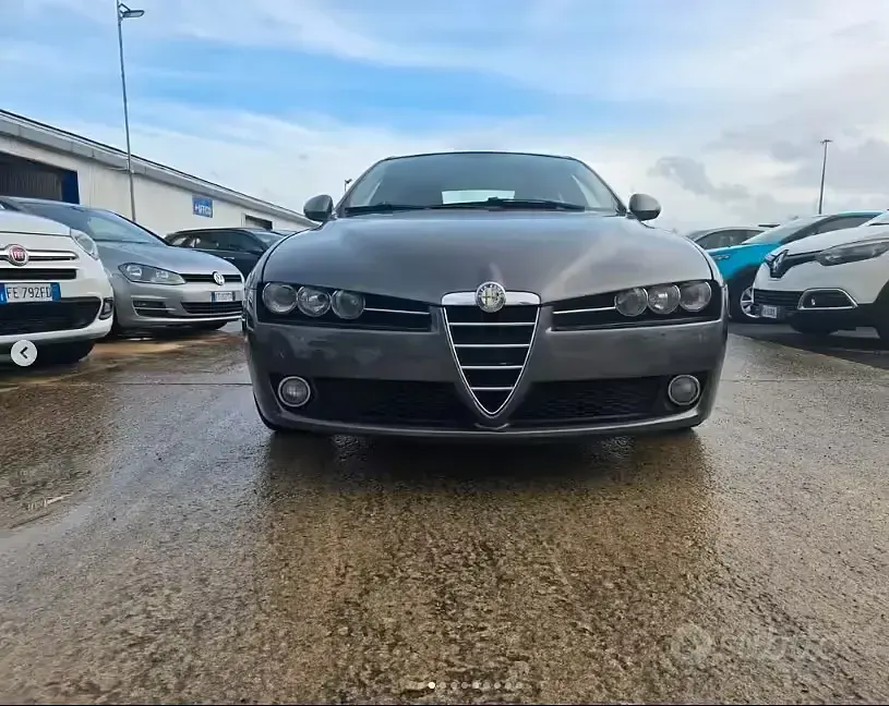 Usata Alfa Romeo 159 Ti 150 CV (110 kW) 2009 Grigio Berlina