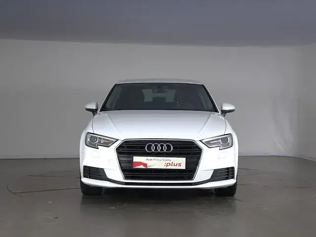 Usata Audi A3 Business 116 CV (85 kW) 2019 Bianco ibis Berlina