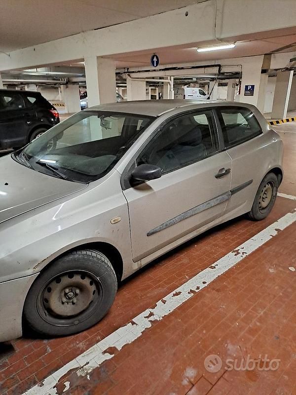 Usata Fiat Stilo 2004 Grigio Berlina