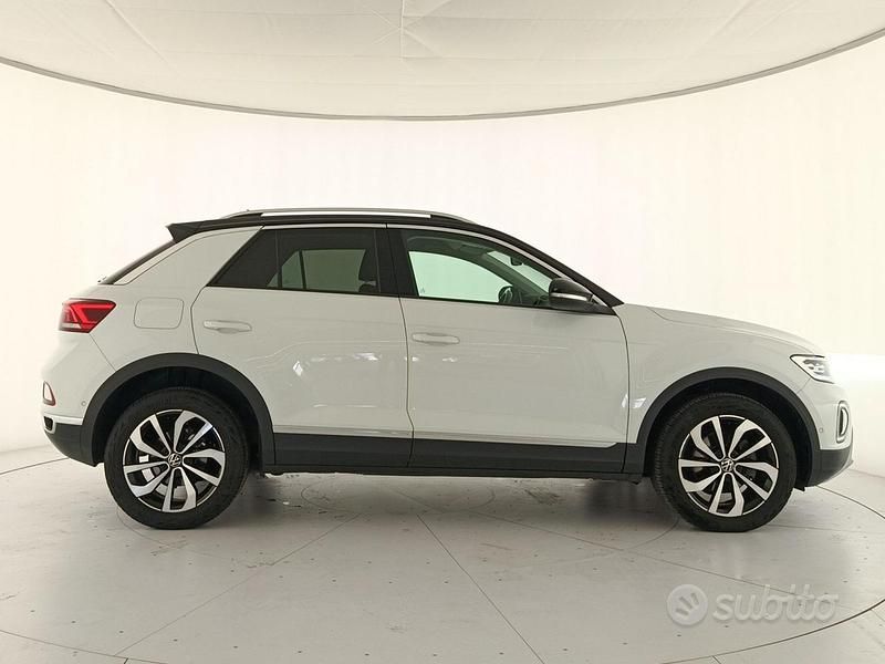 Usata VW T-Roc Style 110 CV (80 kW) 2022 Bianco SUV