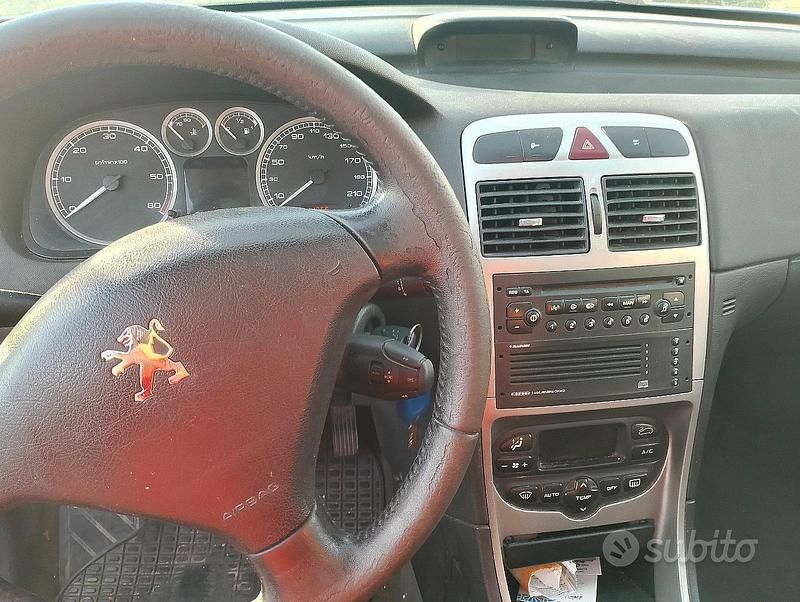 Usata Peugeot 307 180 CV (132 kW) 2004 Grigio Station wagon