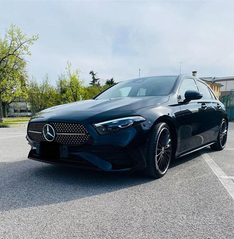 Usata Mercedes A200 AMG Line Premium Plus 150 CV (110 kW) 2025 Nero Berlina
