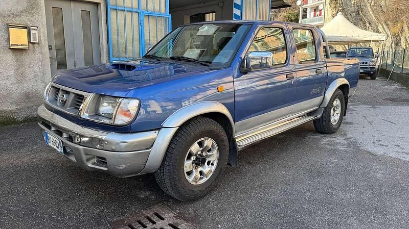 Usata Nissan Navara 103 CV (75 kW) 2001 Blu/azzurro Pick-up