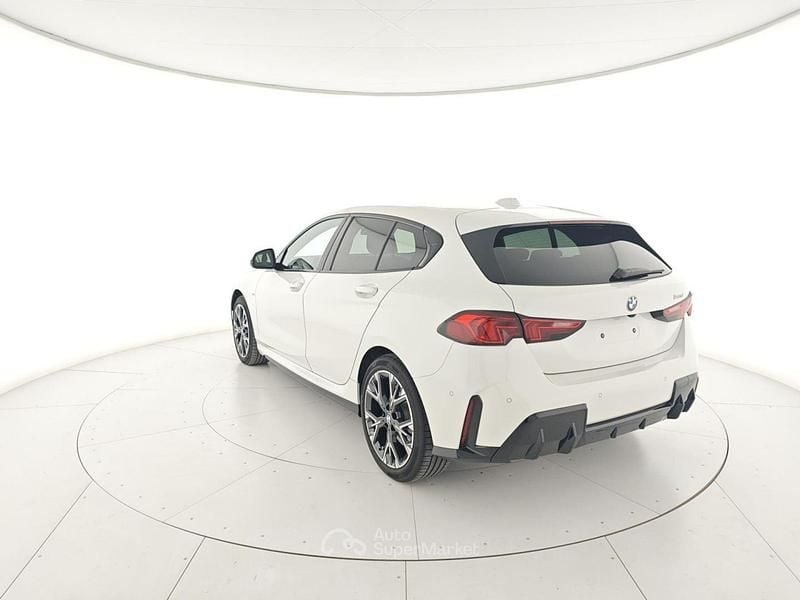 Usata BMW 120 M Sport 163 CV (119 kW) 2025 Bianco Utilitaria