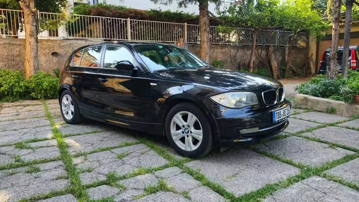 Usata BMW 118 2009 Nero Utilitaria