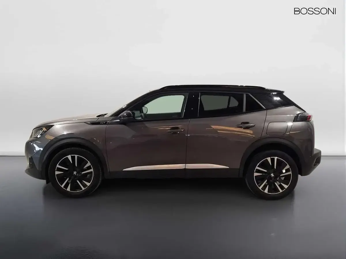 Usata Peugeot 2008 GT 131 CV (96 kW) 2021 Grigio SUV