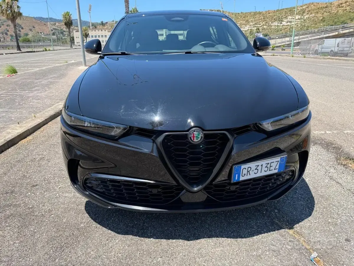 Usata Alfa Romeo Tonale Sprint 131 CV (96 kW) 2023 Nero SUV