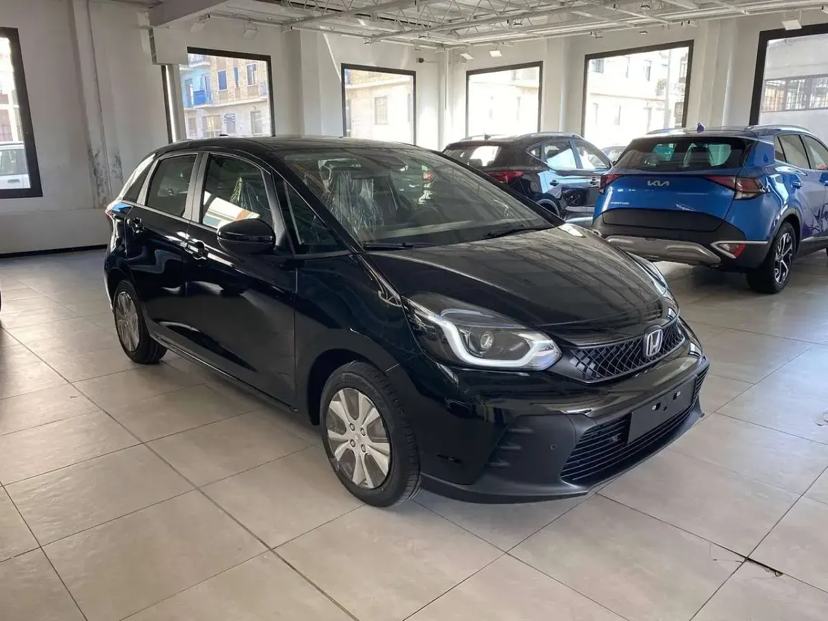 Nuova Honda Jazz Elegance 122 CV (89 kW) 2026 Crystal black Utilitaria