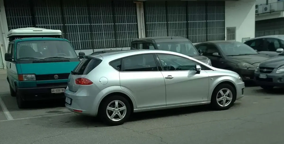 Usata Seat Leon Copa 105 CV (77 kW) 2011 Grigio Utilitaria