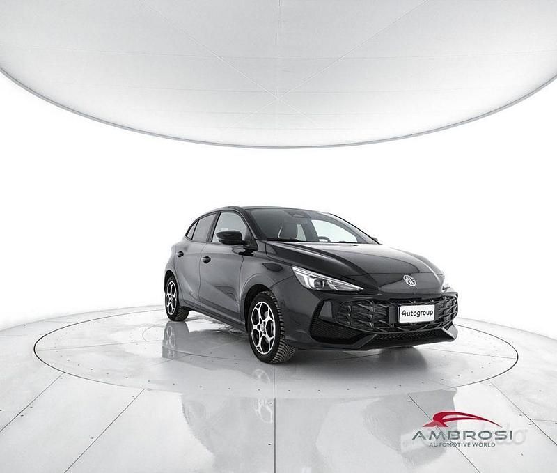 Usata MG MG3 Luxury 194 CV (142 kW) 2024 Nero Utilitaria