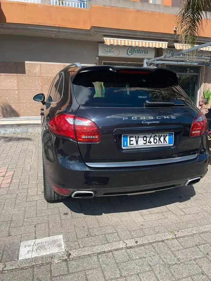 Usata Porsche Cayenne 245 CV (180 kW) 2014 Nero SUV