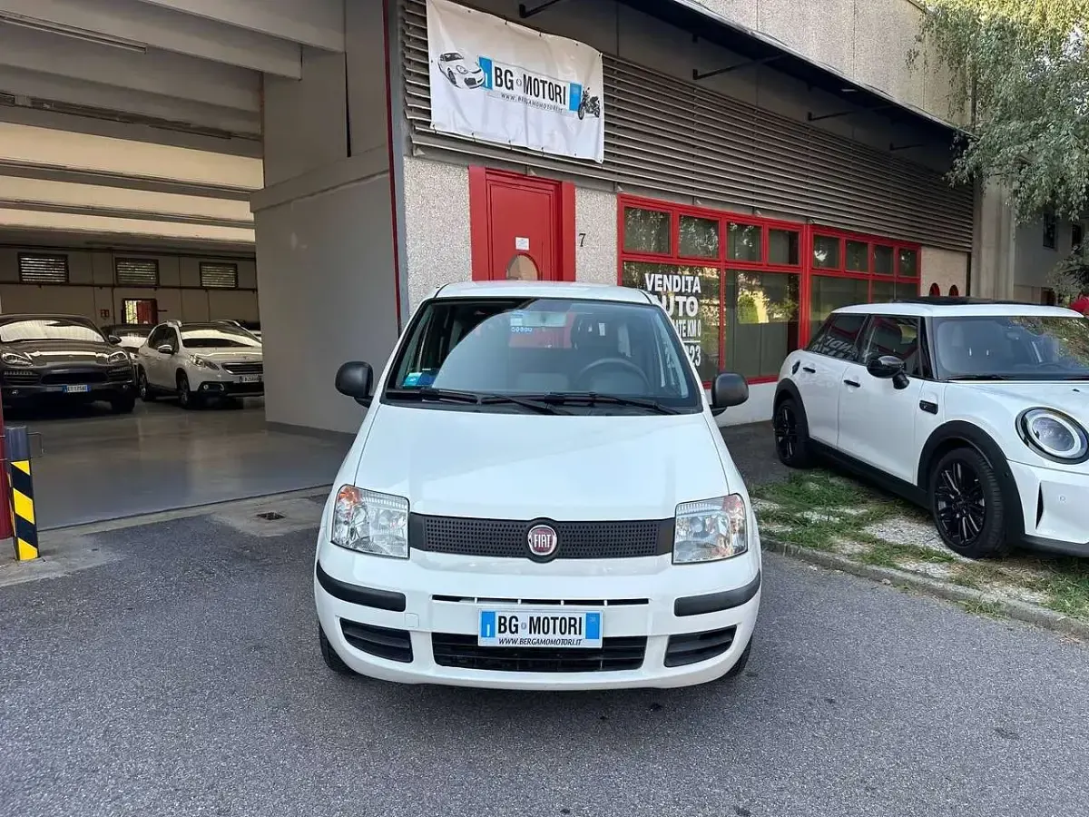 Usata Fiat Panda Dynamic 75 CV (55 kW) 2011 Bianco Utilitaria