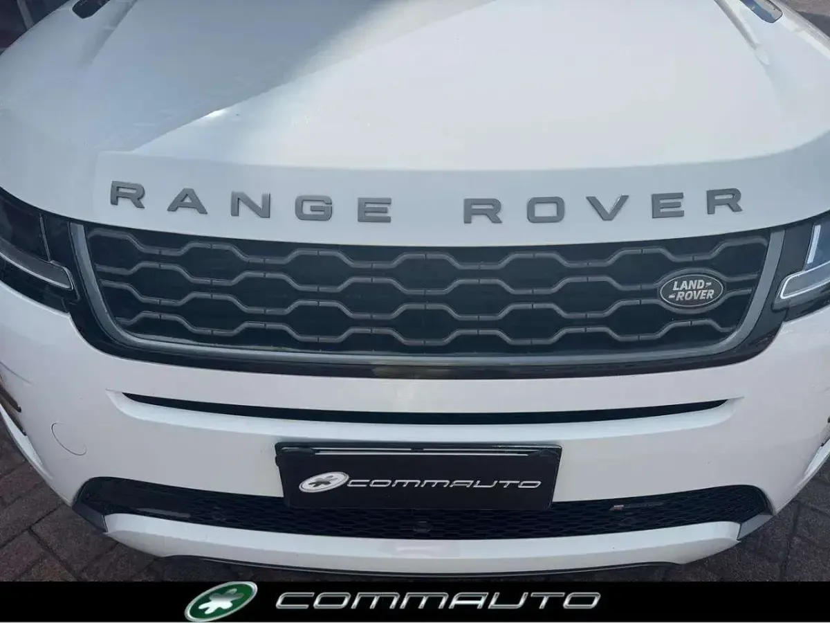 Usata Land Rover Range Rover evoque R-Dynamic 163 CV (119 kW) 2022 Bianco SUV