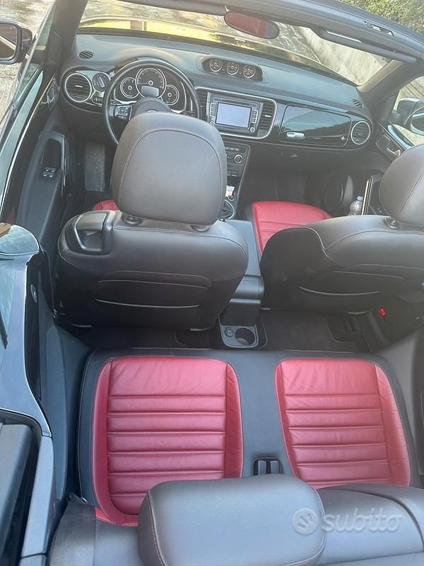 Usata VW Beetle Cabriolet 2015 Nero Cabrio