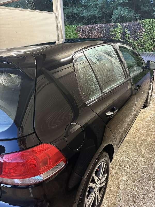 Usata 2012 VW Golf VII Edition Tre volumi | 6000 € (Ottimo prezzo) - Immagine 1/4