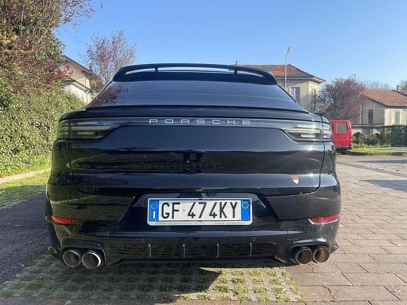 Usata Porsche Cayenne Coupe 340 CV (250 kW) 2021 Nero SUV