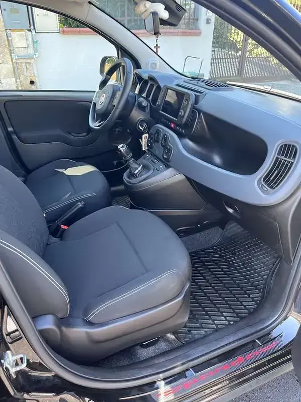 Usata Fiat Panda Cross Cross 80 CV (58 kW) 2023 Utilitaria