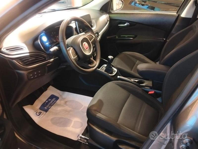 Usata Fiat Tipo Lounge 120 CV (88 kW) 2019 Grigio Station wagon