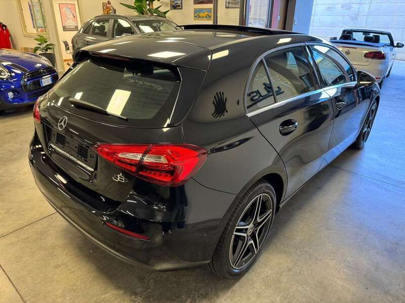 Usata Mercedes A200 150 CV (110 kW) 2021 Nero Berlina