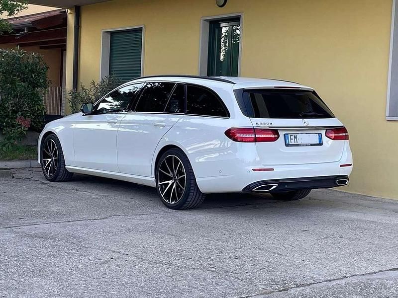 Usata Mercedes E220 Business 194 CV (142 kW) 2018 Bianco Station wagon