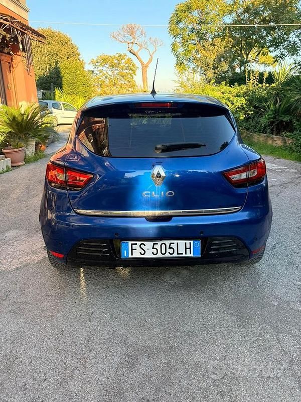 Usata Renault Clio IV 2018 Blu Utilitaria