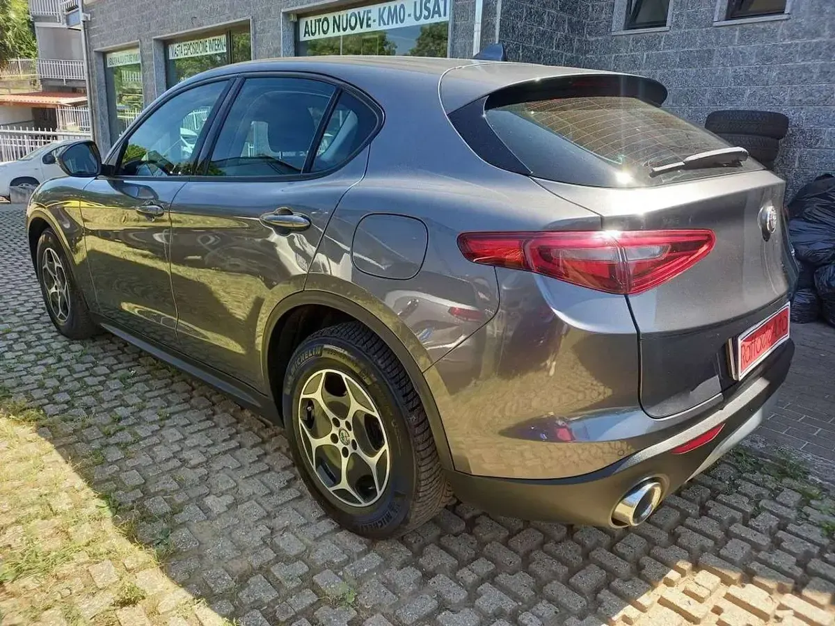 Usata Alfa Romeo Stelvio 160 CV (117 kW) 2022 Other SUV