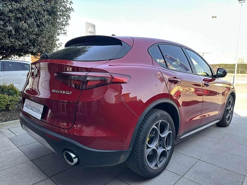 Usata Alfa Romeo Stelvio Tech Edition 160 CV (117 kW) 2019 Rosso SUV