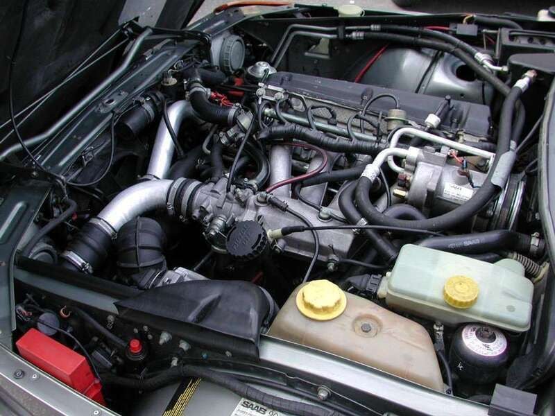 Usata Saab 900 Aero 179 CV (131 kW) 1991 Grigio Utilitaria