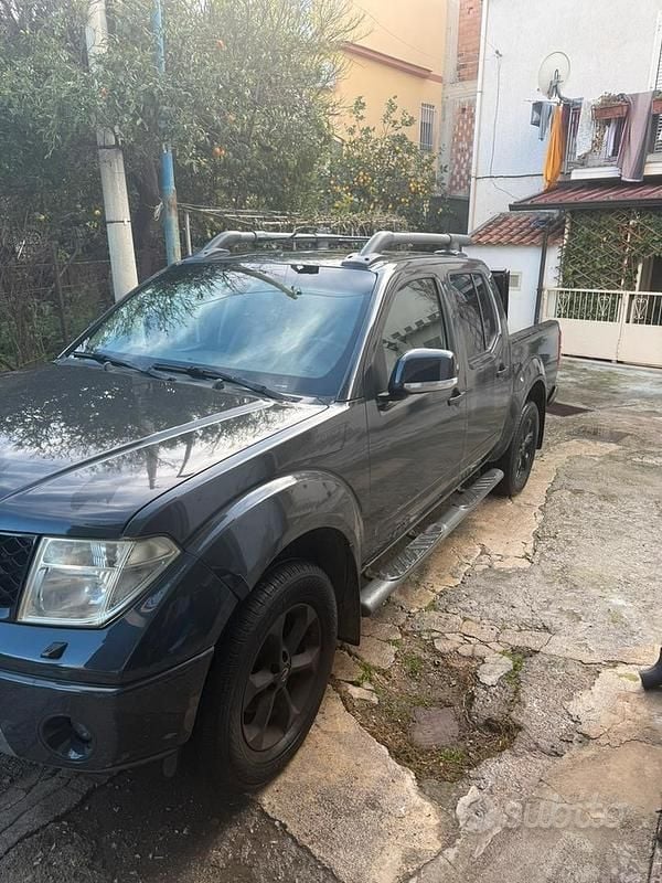 Usata Nissan Navara 2007 Grigio Pick-up
