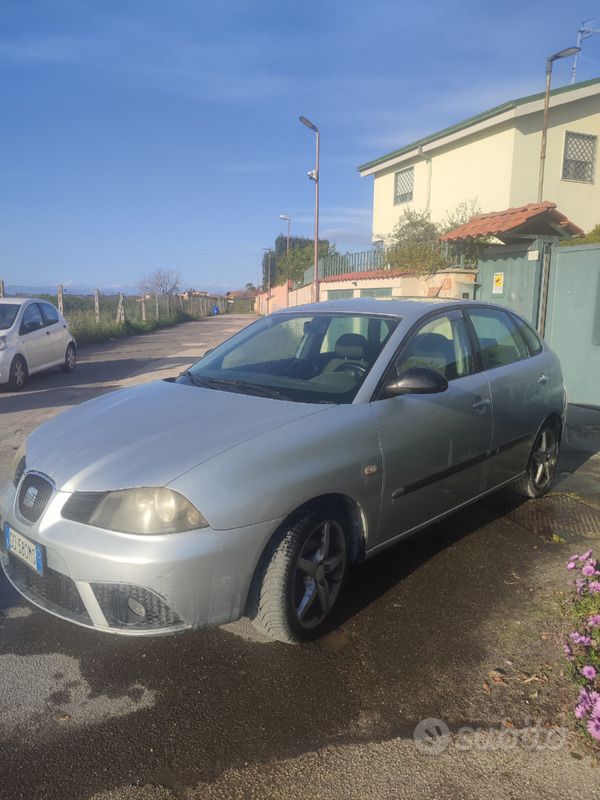 Grigio Usata 2006 Seat Ibiza Coupé | 1450 € - Immagine 1/2