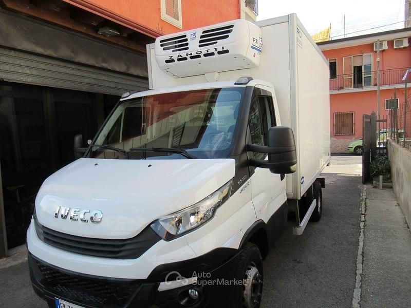 Usata Iveco Daily 145 CV (106 kW) 2017 Bianco
