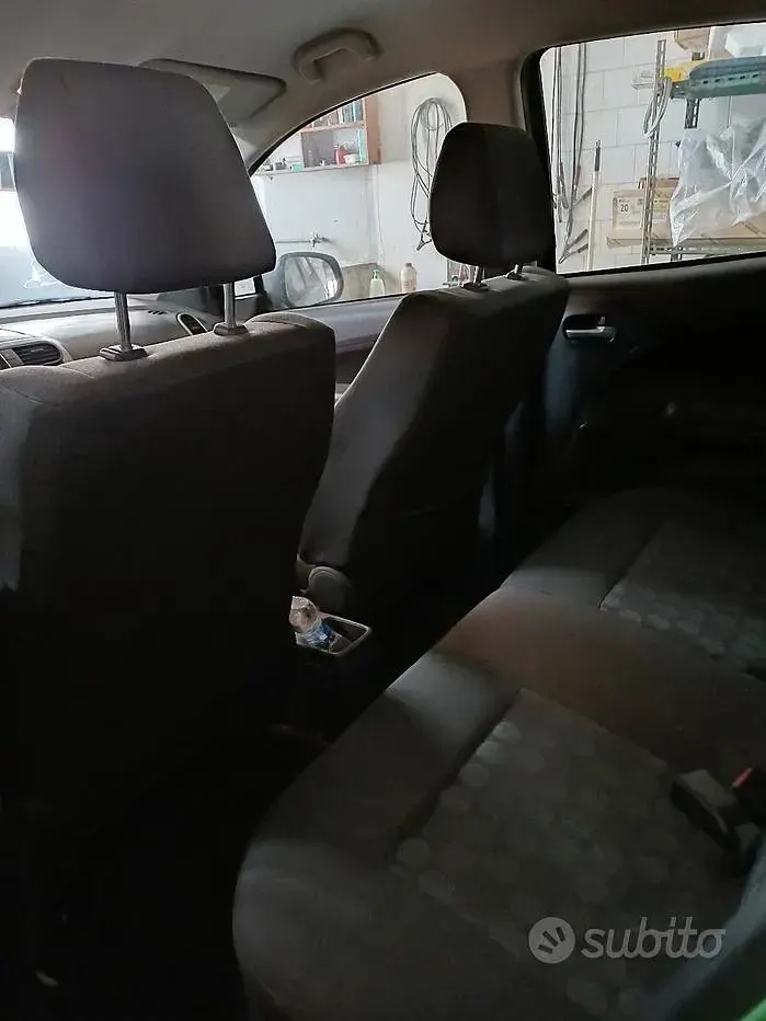 Usata Suzuki Splash 65 CV (47 kW) 2008 Verde Utilitaria