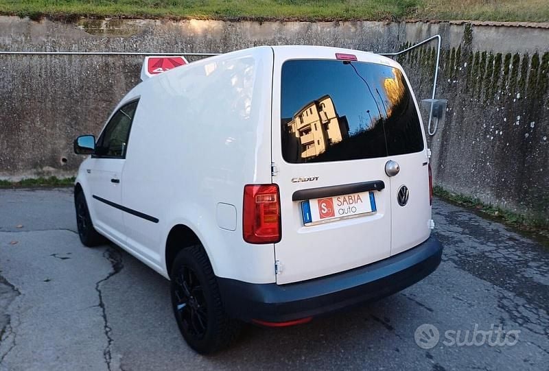 Usata VW Caddy 122 CV (89 kW) 2018 Bianco Monovolume