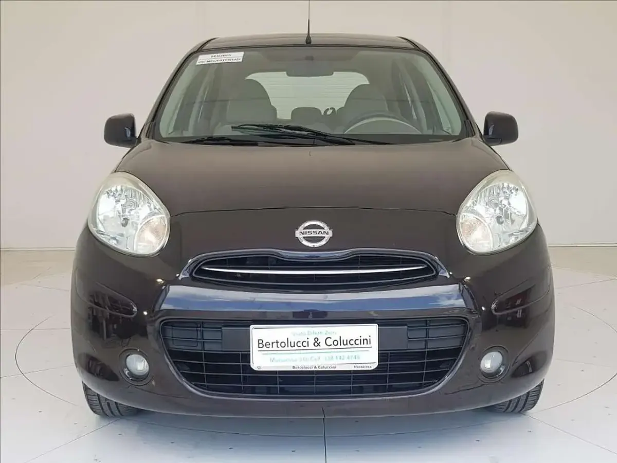 Usata Nissan Micra Acenta 80 CV (58 kW) 2011 Viola metallizzato Utilitaria