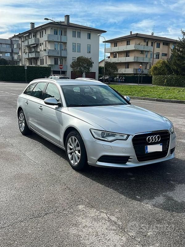 Usata Audi A6 204 CV (150 kW) 2012 Grigio Station wagon