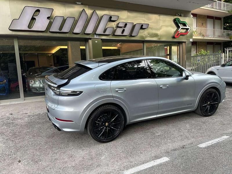 Usata Porsche Cayenne GTS 450 CV (330 kW) 2022 Argento SUV