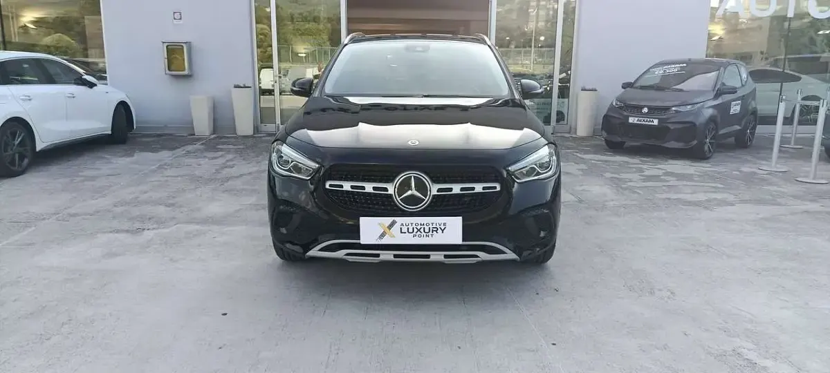 Usata Mercedes GLA180 116 CV (85 kW) 2021 Nero SUV