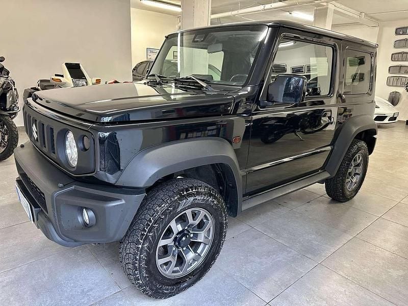 Nero colorado Usata 2019 Suzuki Jimny SUV | 30.900 € (Buon prezzo) - Immagine 1/4