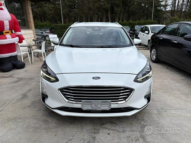 Usata Ford Focus 150 CV (110 kW) 2019 Bianco Station wagon