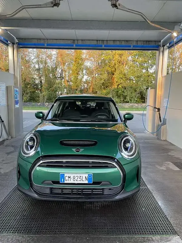 Usata Mini Cooper Essential 136 CV (100 kW) 2023 Utilitaria